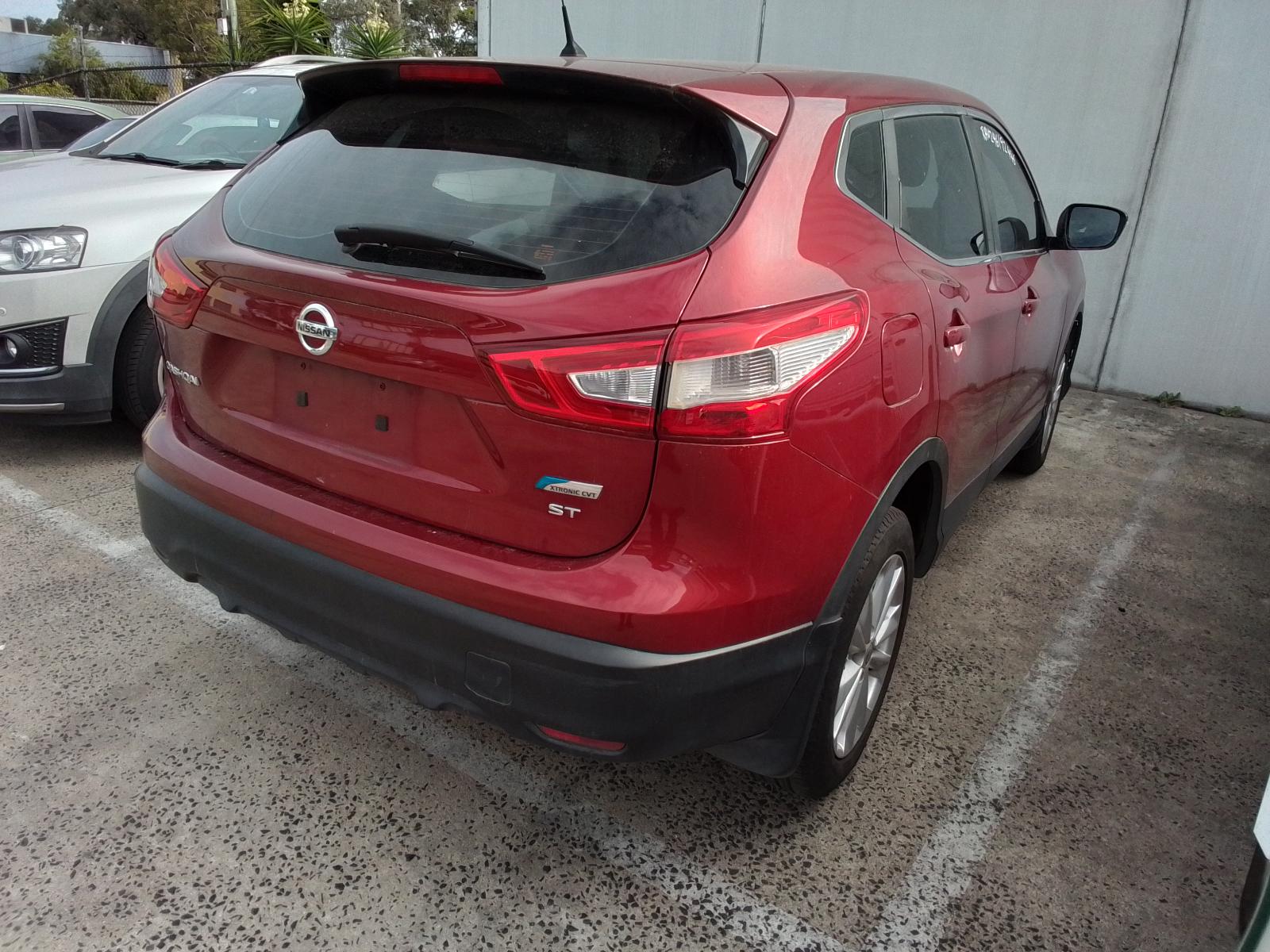 View Auto part Radiator Nissan Qashqai 2015