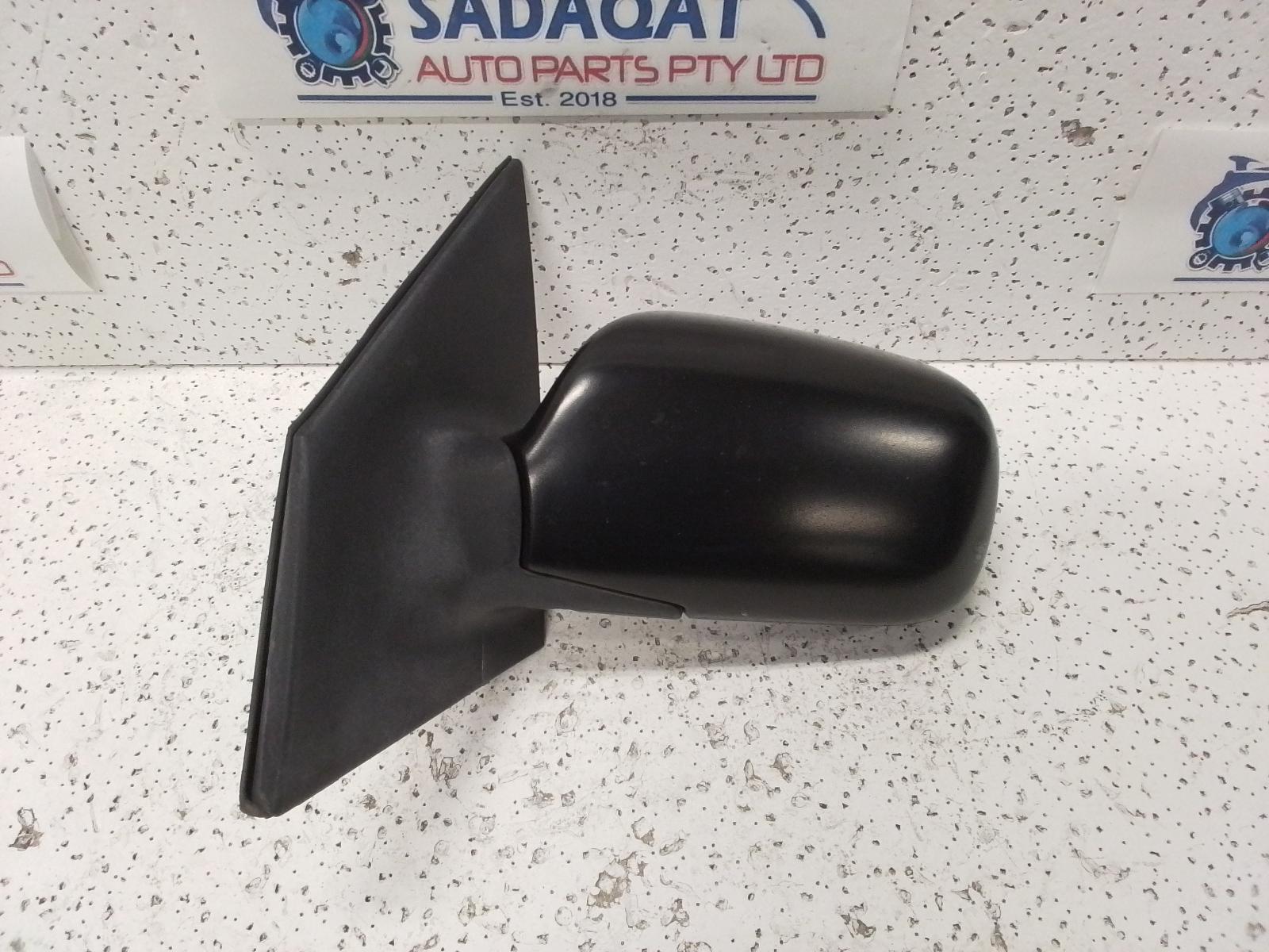 View Auto part Left Door Mirror Toyota Echo 2005