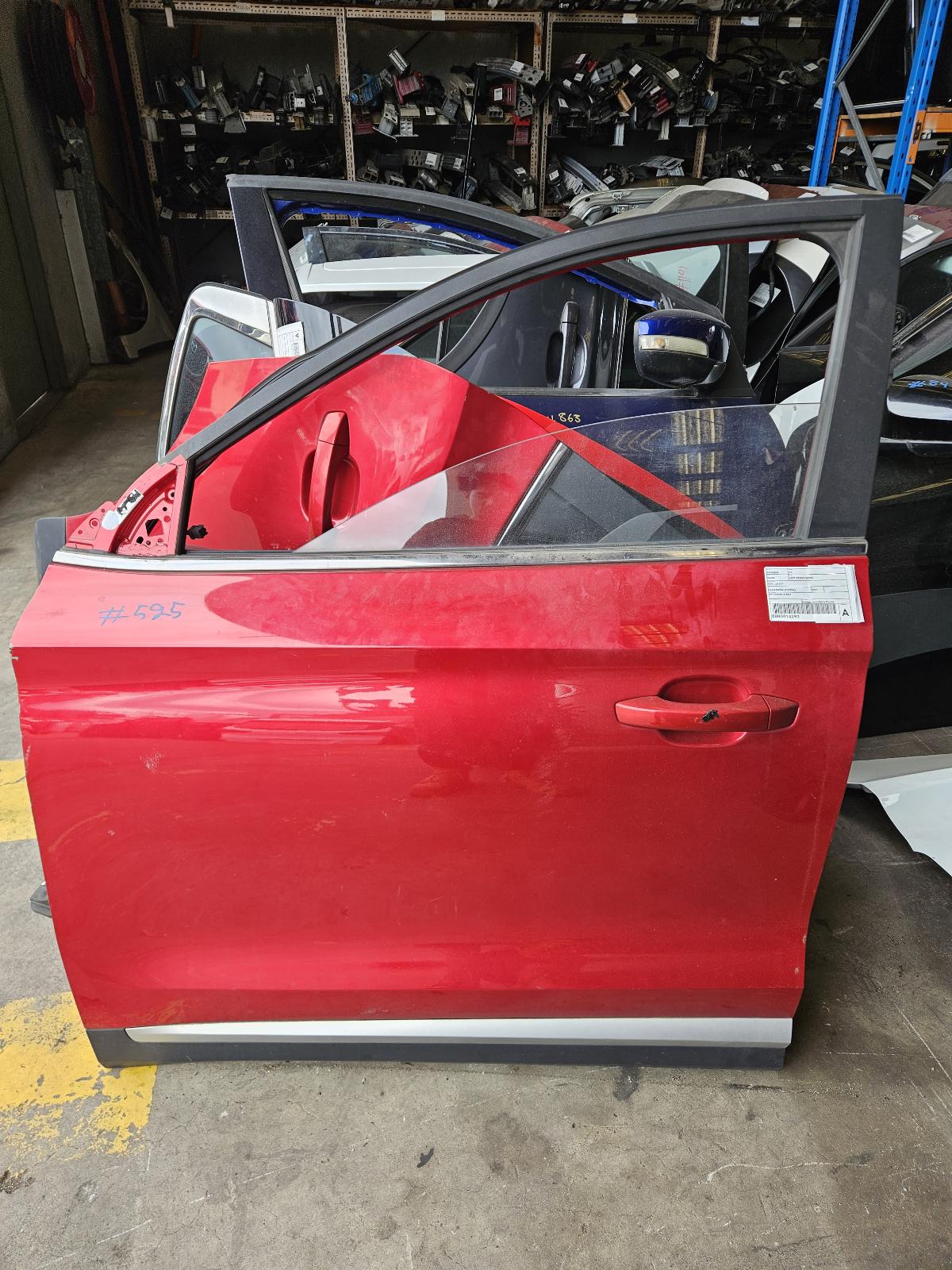 View Auto part Left Front Door Mg Zs 2021