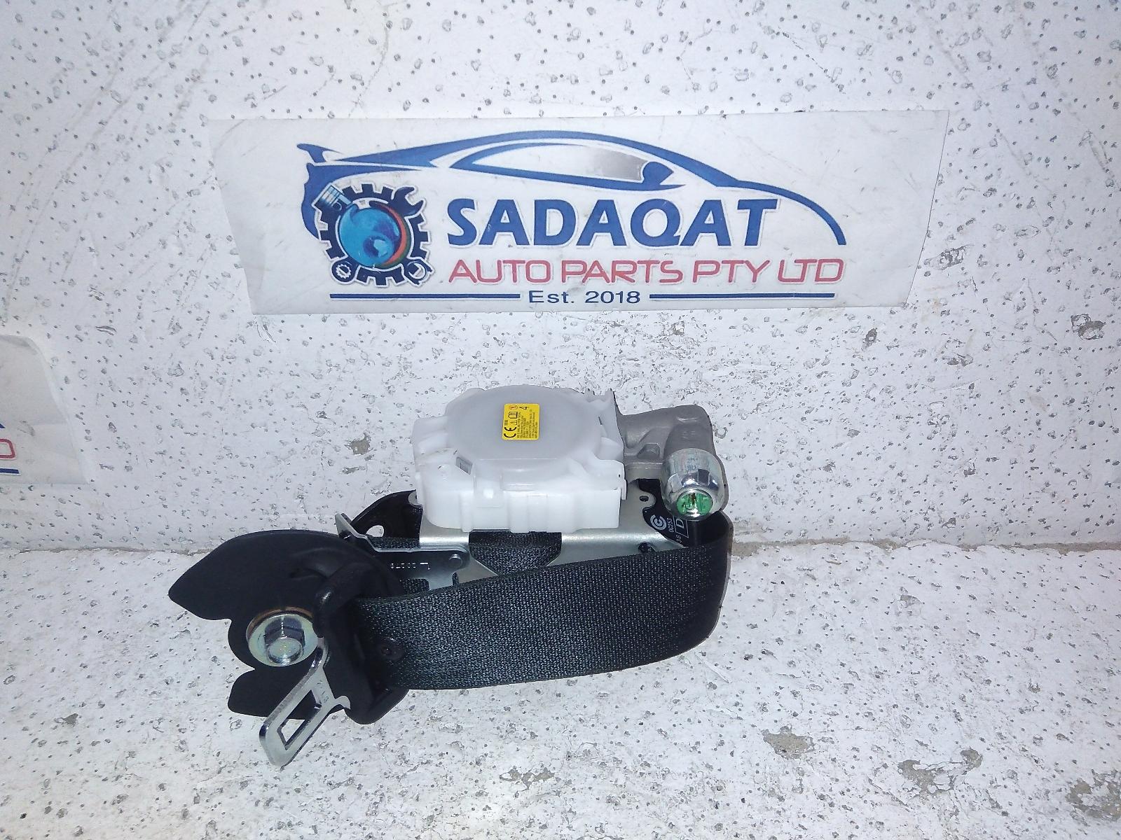 View Auto part Seatbelt/Stalk Toyota Corolla 2022