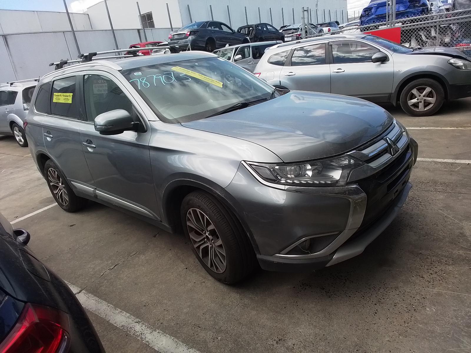 2015 Mitsubishi Outlander Front Bumper View Auto part Front Bumper Mitsubishi Outlander 2015