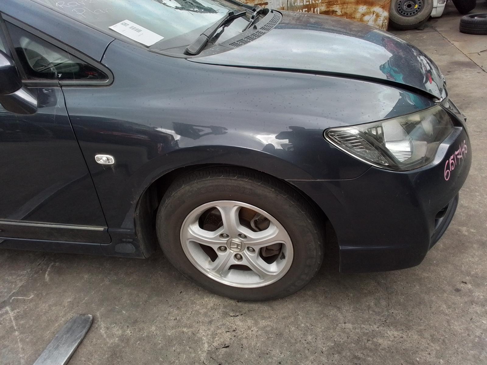Rear Garnish Civic Honda 2010