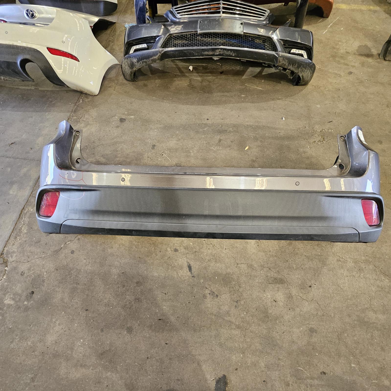 2018 Toyota Kluger Rear Bumper View Auto part Rear Bumper Toyota Kluger 2018
